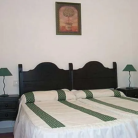 Hotel Leo Alcaudon-alcaravan Isla Canela